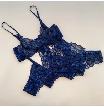 KIT AZUL MARINHO 1 SUTIÃ E 3 CALCINHAS